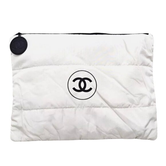 Auth CHANEL MAKE UP cosmetic bag with 20 makeup and jewelry items LOT - Picture 5 of 10